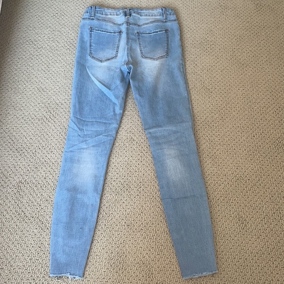 High Waisted ripped Skinny Jeans - Picture 3 of 4